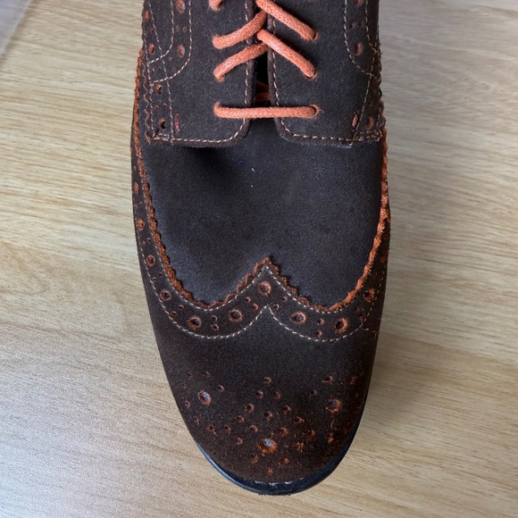 GH Bass Kory Wingtip Oxford Mens 10.5 Brown Suede Good Orange Contrast Stitch - Picture 8 of 9
